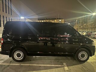 2011 Volkswagen Transporter T5 Рестайлинг, чёрный, 2700000 рублей, вид 4