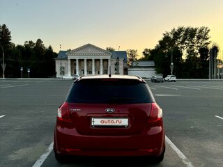 2011 Kia Ceed I Рестайлинг, красный, 750000 рублей, вид 4