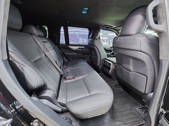 2022 Lexus LX 600 IV, чёрный - вид 29