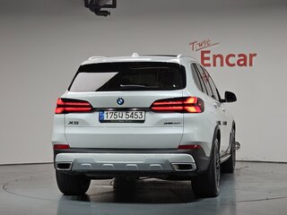 2024 BMW X5 40i IV (G05/G18) Рестайлинг, белый, 11284000 рублей, вид 4