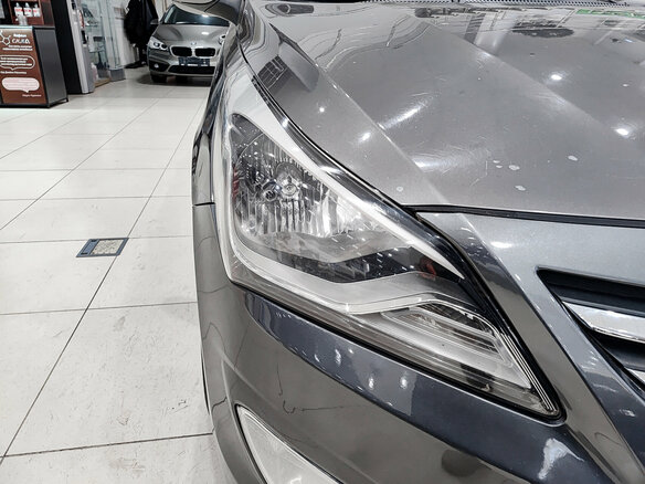 2015 Hyundai Solaris I Рестайлинг, серый - вид 16
