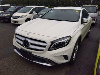2016 Mercedes-Benz GLA 180 I (X156), белый, 1250000 рублей, вид 2