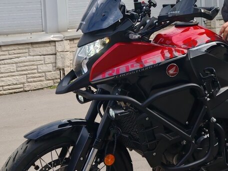 2017 Honda VFR 1200X (Crosstourer), красный, 1460000 рублей, вид 1