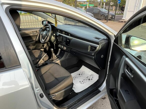 2014 Toyota Corolla XI (E160, E170, E180), серебристый - вид 14
