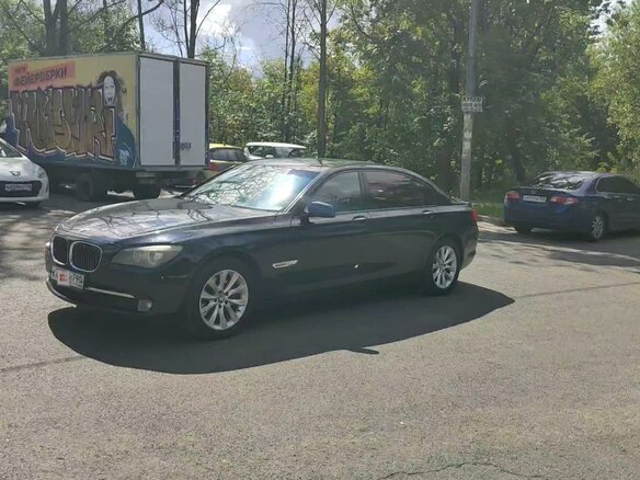 2009 BMW 7 серии 730d V (F01/F02/F04), чёрный - вид 6