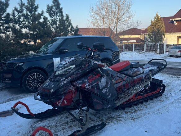 2022 BRP Ski-Doo Summit 850, чёрный, 1750100 рублей - вид 16
