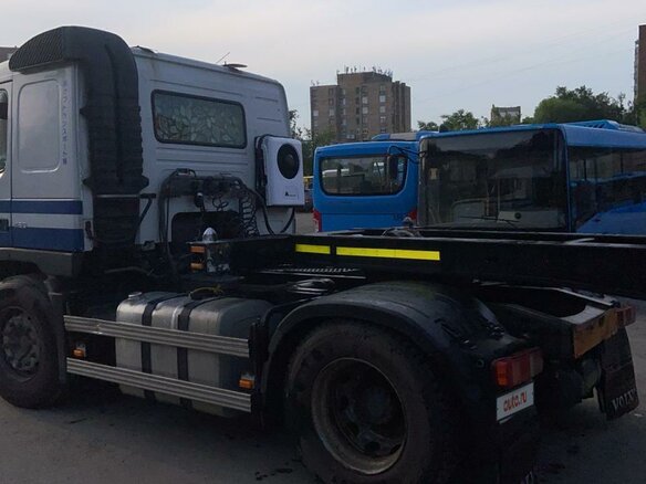 2002 Volvo FM, синий, 2100000 рублей - вид 3