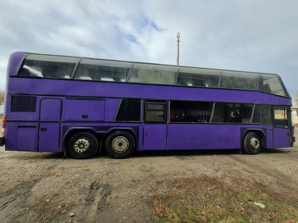 1992 Neoplan Skyliner, фиолетовый, 1800000 рублей - вид 4