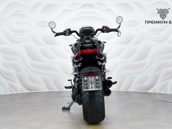 2021 Triumph Rocket 3, чёрный, 1899000 рублей - вид 6