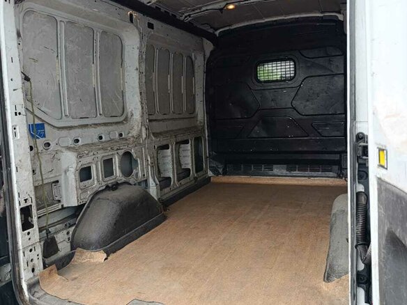 2016 Ford Transit, белый, 1700000 рублей - вид 4
