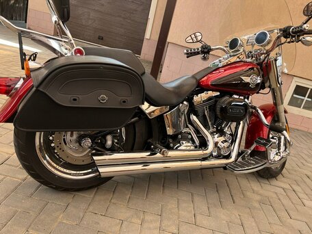 2013 Harley-Davidson Fat Boy, красный, 1390000 рублей, вид 2