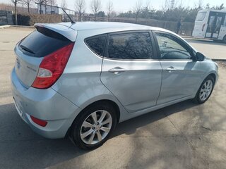 2011 Hyundai Solaris I, голубой, 710000 рублей, вид 4
