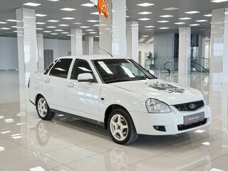 2016 Lada (ВАЗ) Priora I Рестайлинг, белый, 355000 рублей, вид 3