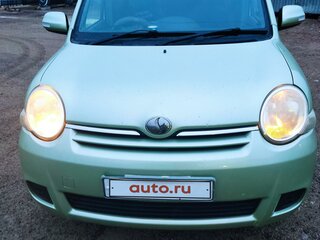 2008 Toyota Sienta I Рестайлинг 1, зелёный, 760000 рублей, вид 1