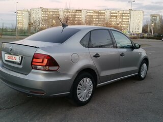 2019 Volkswagen Polo V Рестайлинг, серебристый, 1199999 рублей, вид 5