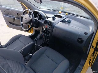 2005 Chevrolet Aveo I, жёлтый, 355000 рублей, вид 5