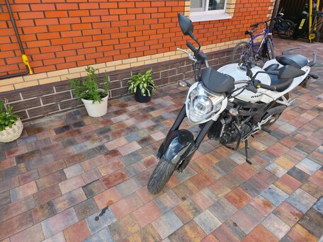 2013 Hyosung Comet GT650, белый, 490000 рублей, вид 4
