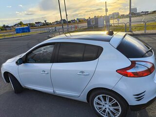 2011 Renault Megane III, белый, 700000 рублей, вид 5