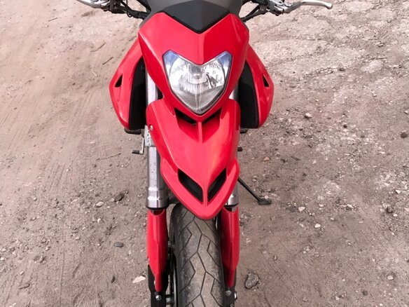 2008 Ducati Hypermotard, красный - вид 2