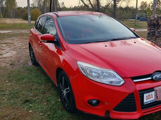 2011 Ford Focus III, красный, 860000 рублей, вид 2