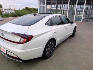 2022 Hyundai Sonata VIII (DN8), белый, 2850000 рублей, вид 3