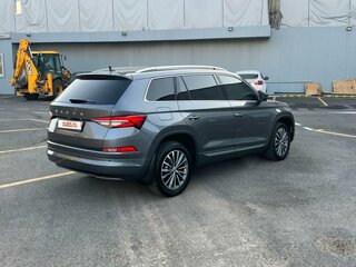 2022 Skoda Kodiaq I Рестайлинг, серый, 3950000 рублей, вид 5