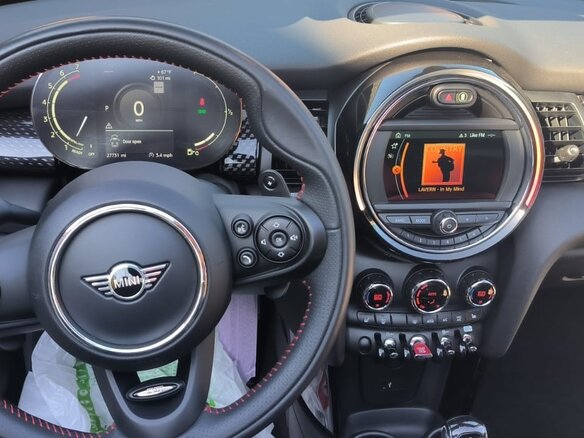 2020 Mini Cabrio Cooper S III Рестайлинг, зелёный, 3300000 рублей - вид 11