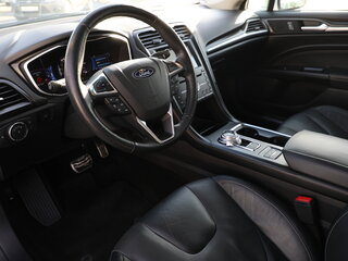 2017 Ford Fusion (North America) II Рестайлинг, белый, 2750000 рублей, вид 5