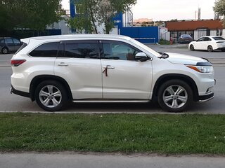 2014 Toyota Highlander III (XU50), белый, 2950000 рублей, вид 2