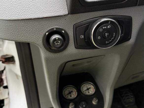 2017 Ford Transit, белый, 2300000 рублей - вид 9