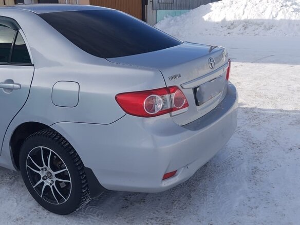 2012 Toyota Corolla X (E140, E150) Рестайлинг, серебристый, 1350000 рублей - вид 3
