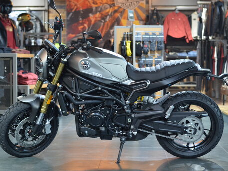 2023 Benelli Leoncino 800, серый, 660000 рублей, вид 5