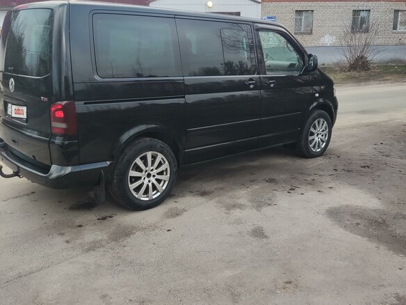 2008 Volkswagen Multivan, чёрный, 1950000 рублей - вид 1