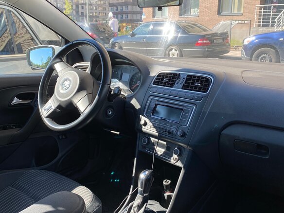 2013 Volkswagen Polo V, белый, 599000 рублей - вид 6