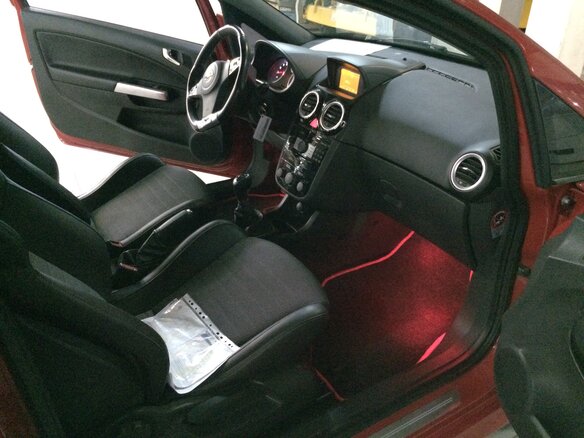 2008 Opel Corsa OPC D, красный - вид 4