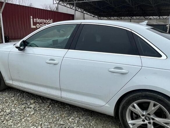 2017 Audi A4 V (B9), белый, 2000000 рублей - вид 7