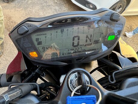 2019 Suzuki SV 650, белый, 700000 рублей, вид 5