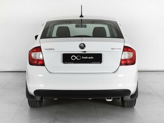 2018 Skoda Rapid I Рестайлинг, белый, 1150000 рублей, вид 4