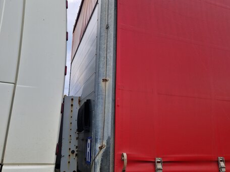 2007 Schmitz Cargobull S01, красный, 2400000 рублей, вид 3