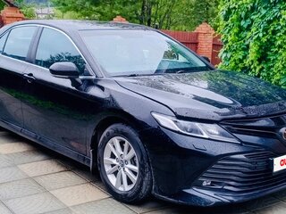 2019 Toyota Camry VIII (XV70), чёрный, 2800000 рублей, вид 1