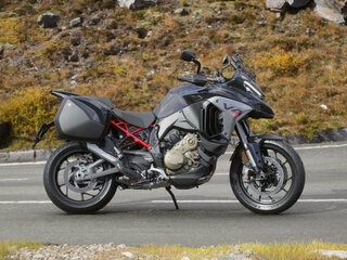 2026 Ducati Multistrada V4, чёрный, 3650000 рублей, вид 2