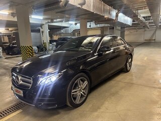 2018 Mercedes-Benz E-Класс 220 d V (W213, S213, C238), чёрный, 3900000 рублей, вид 2
