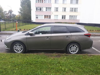 2017 Toyota Auris II Рестайлинг, серый, 1900000 рублей, вид 4