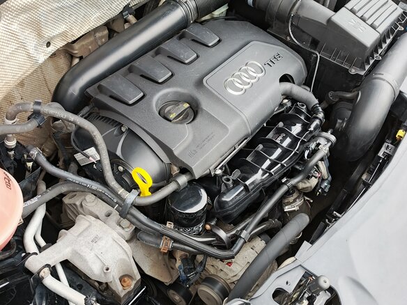 2014 Audi Q3 I (8U), чёрный, 1340000 рублей - вид 5