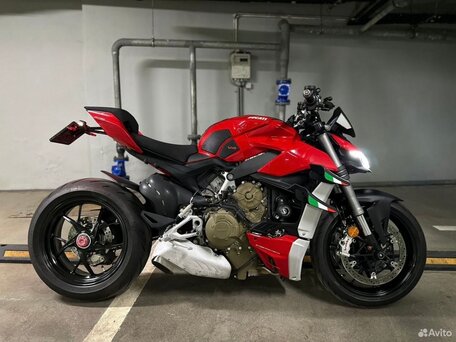 2020 Ducati Streetfighter V4, красный, 1500000 рублей, вид 1