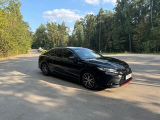 2022 Toyota Camry VIII (XV70) Рестайлинг, чёрный, 2550000 рублей, вид 3