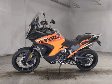 2023 KTM 1290 Super Adventure S, оранжевый, 1500000 рублей, вид 2