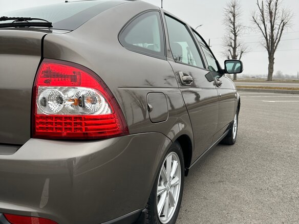 2014 Lada (ВАЗ) Priora I Рестайлинг, коричневый, 810000 рублей - вид 6