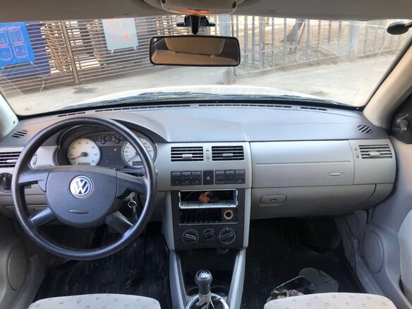 2005 Volkswagen Pointer, серый - вид 5