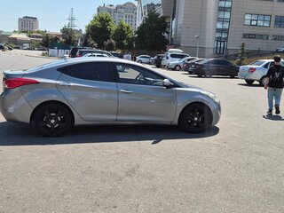 2011 Hyundai Avante V, серый, 950000 рублей, вид 2